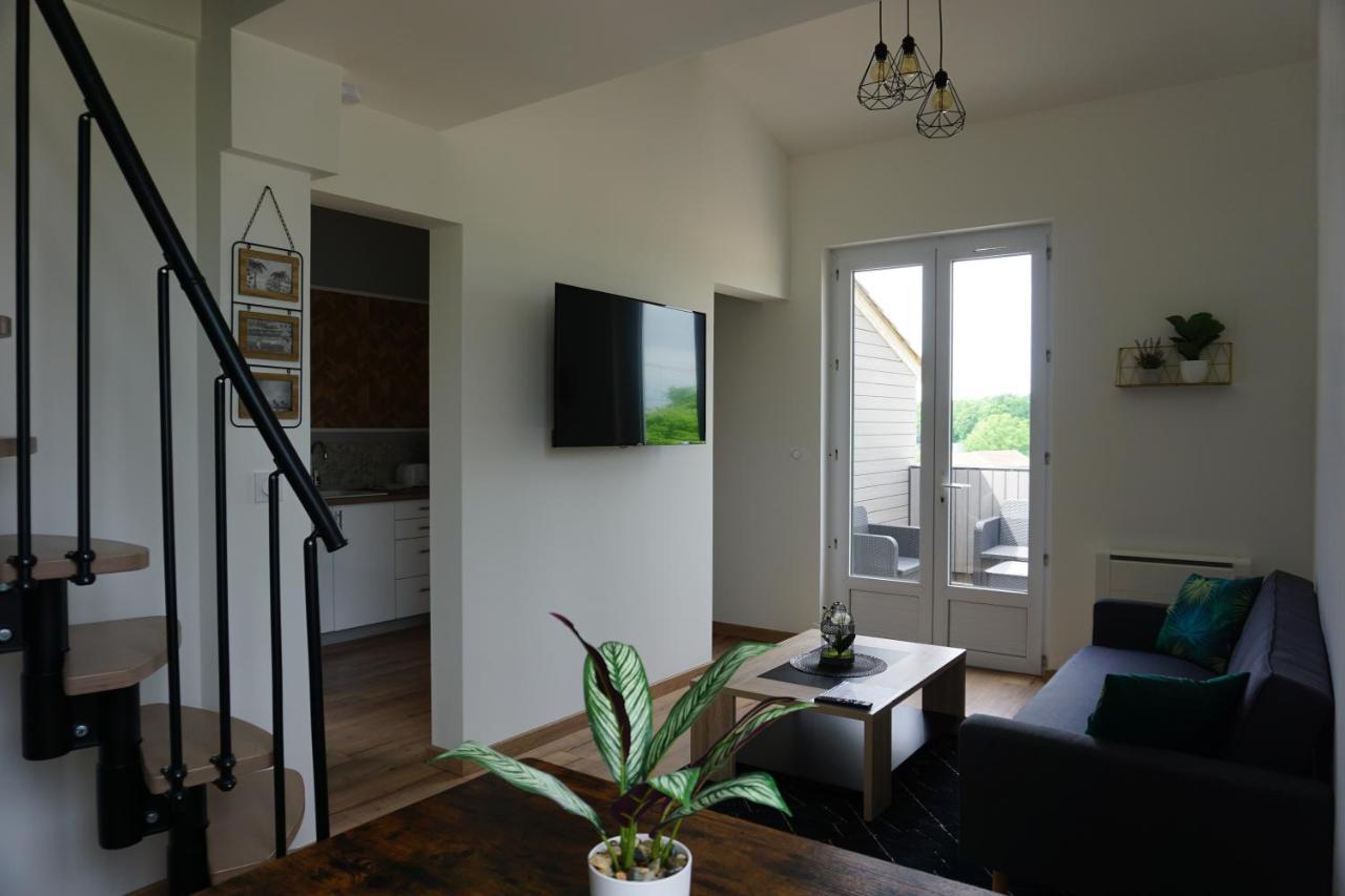 Appart Cosy 4 Personnes Avec Terrasse ラ・ロッシュ＝シュル＝ヨン エクステリア 写真